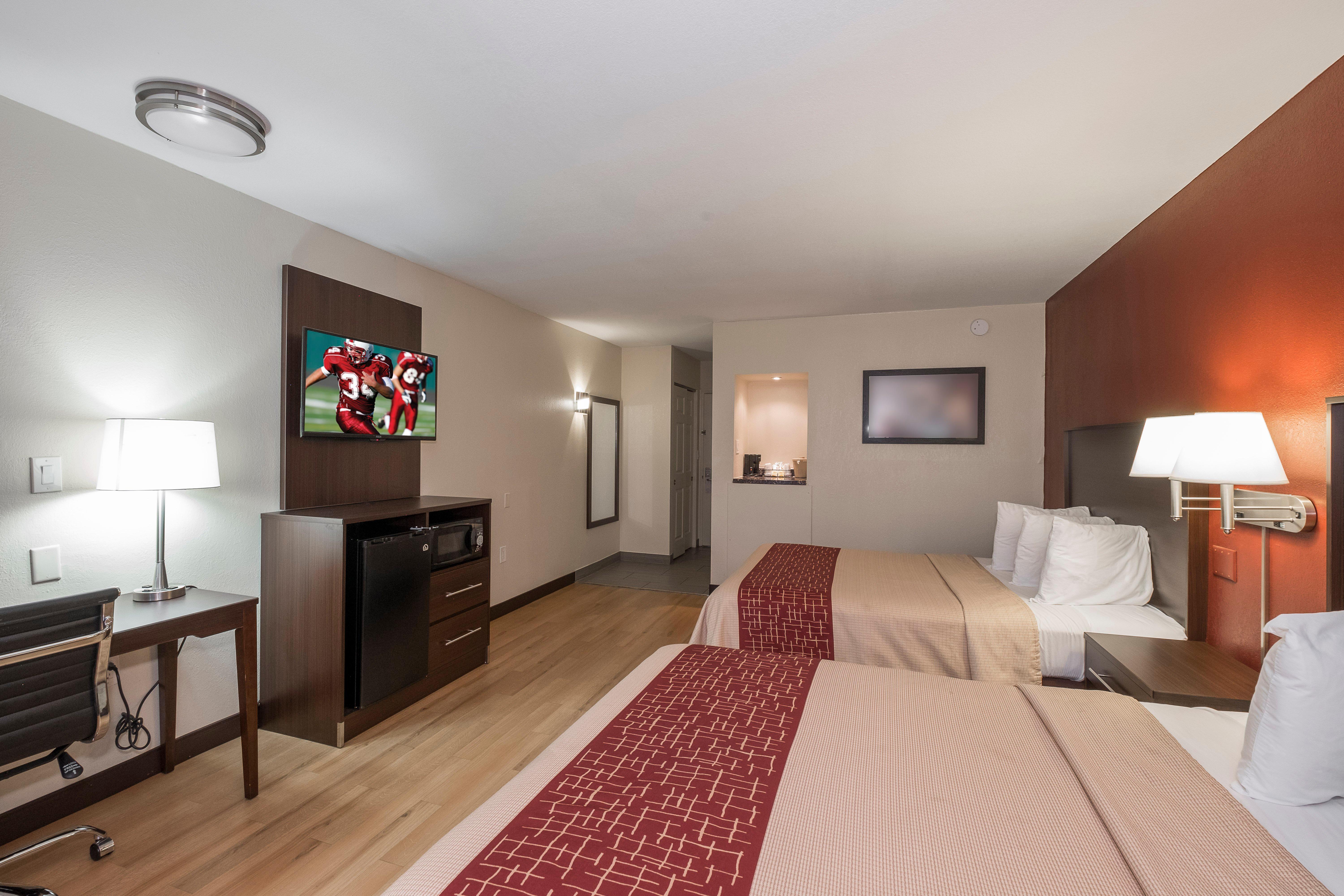Red Roof Inn Plus+ Poughkeepsie Extérieur photo