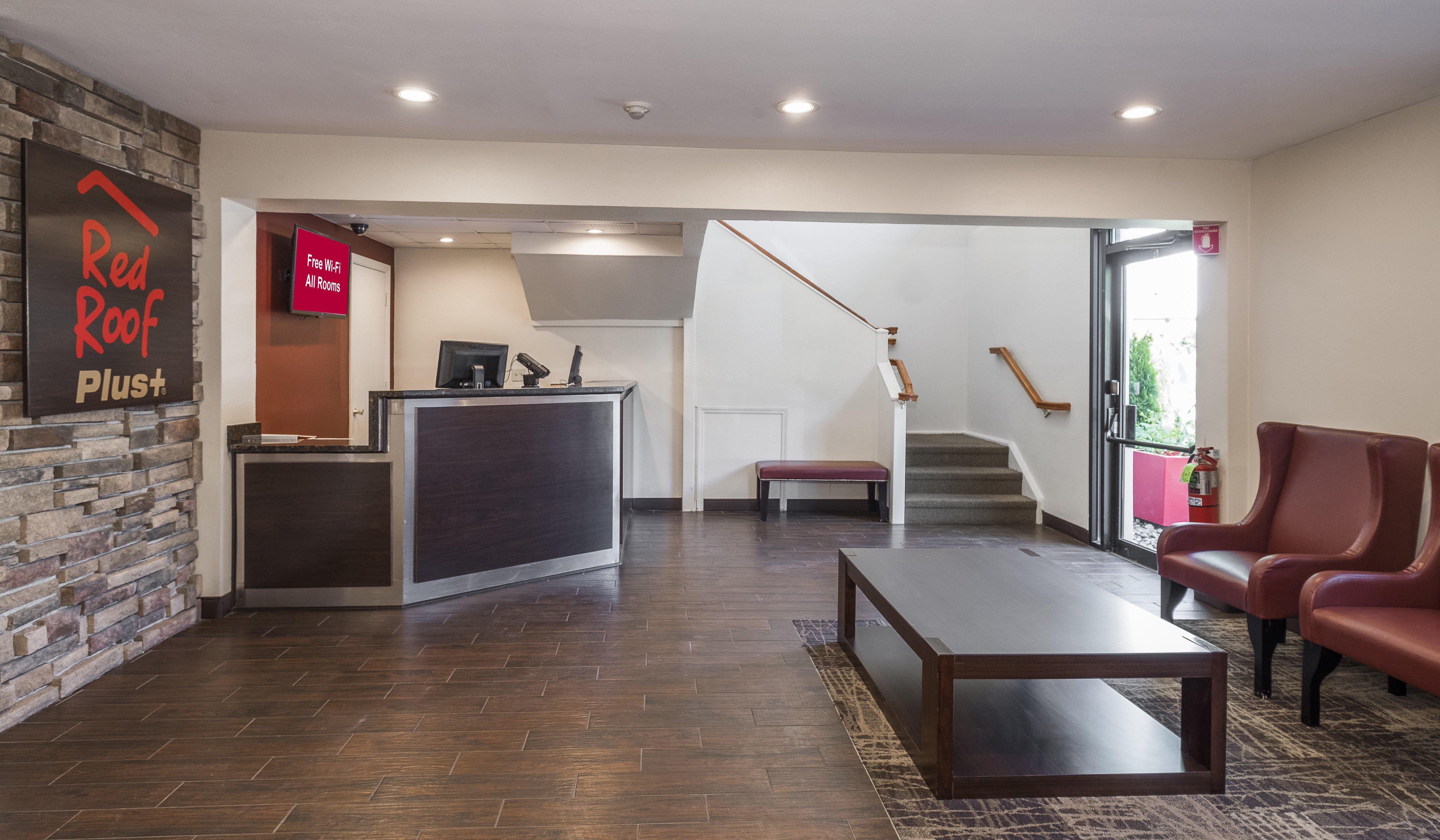 Red Roof Inn Plus+ Poughkeepsie Extérieur photo